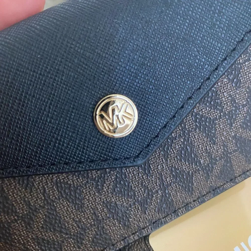 Michael Kors ID holder